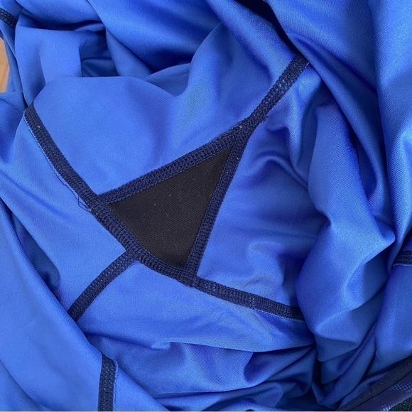 JUICY Couture Sport Essential Crop Blue Zebra Leggings Women • M Medium - Picture 8 of 9